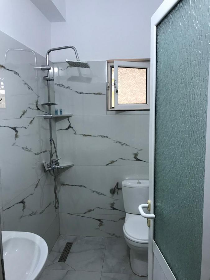 Apartament Roisin Sarandë Exterior foto