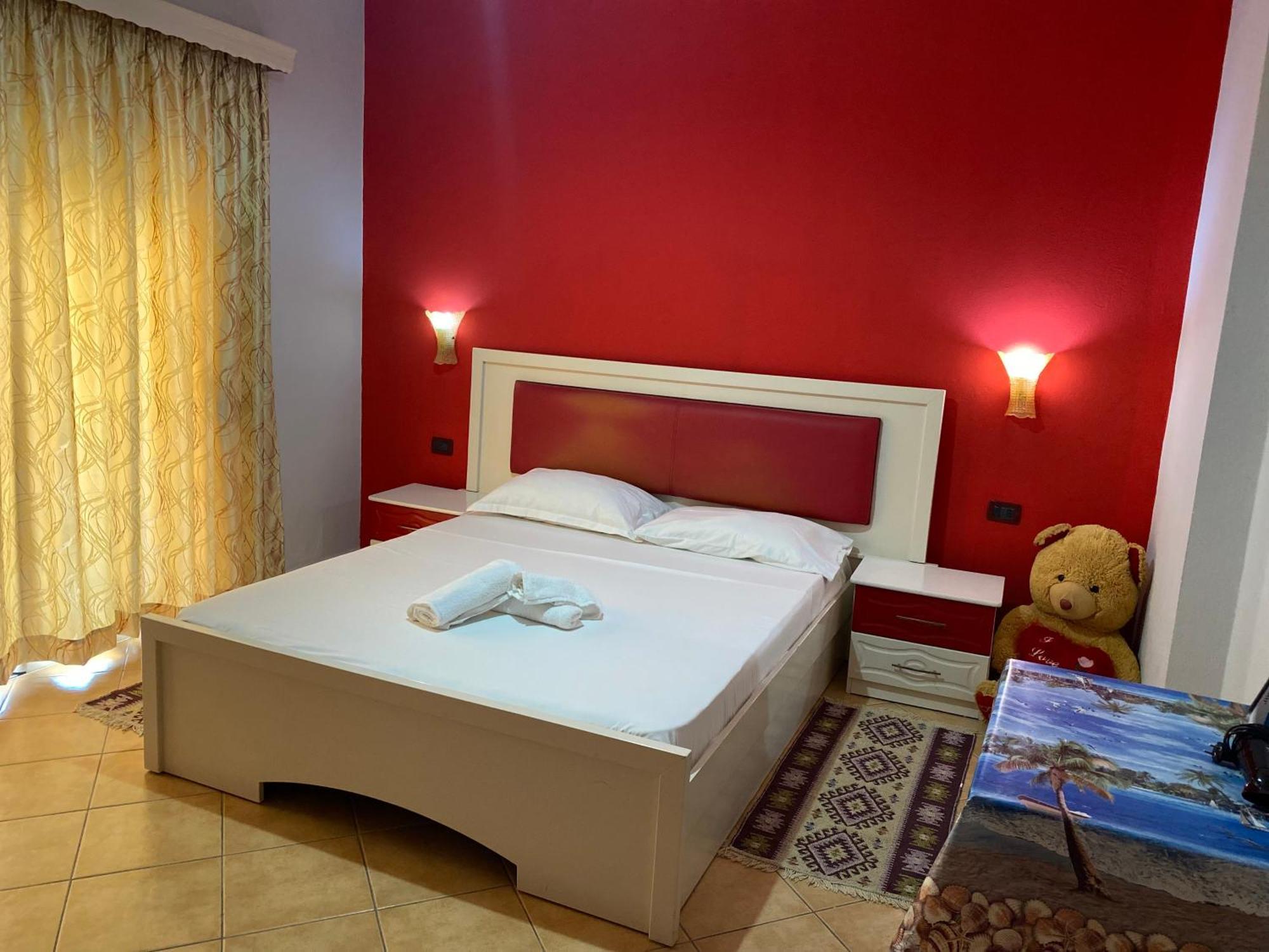 Apartament Roisin Sarandë Exterior foto